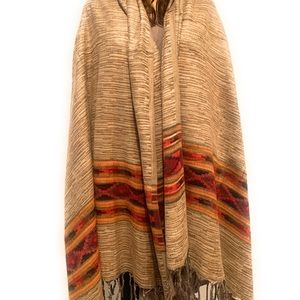 Super warm and soft handloom Himalayan exclusive woolen shawl, woolen throw New